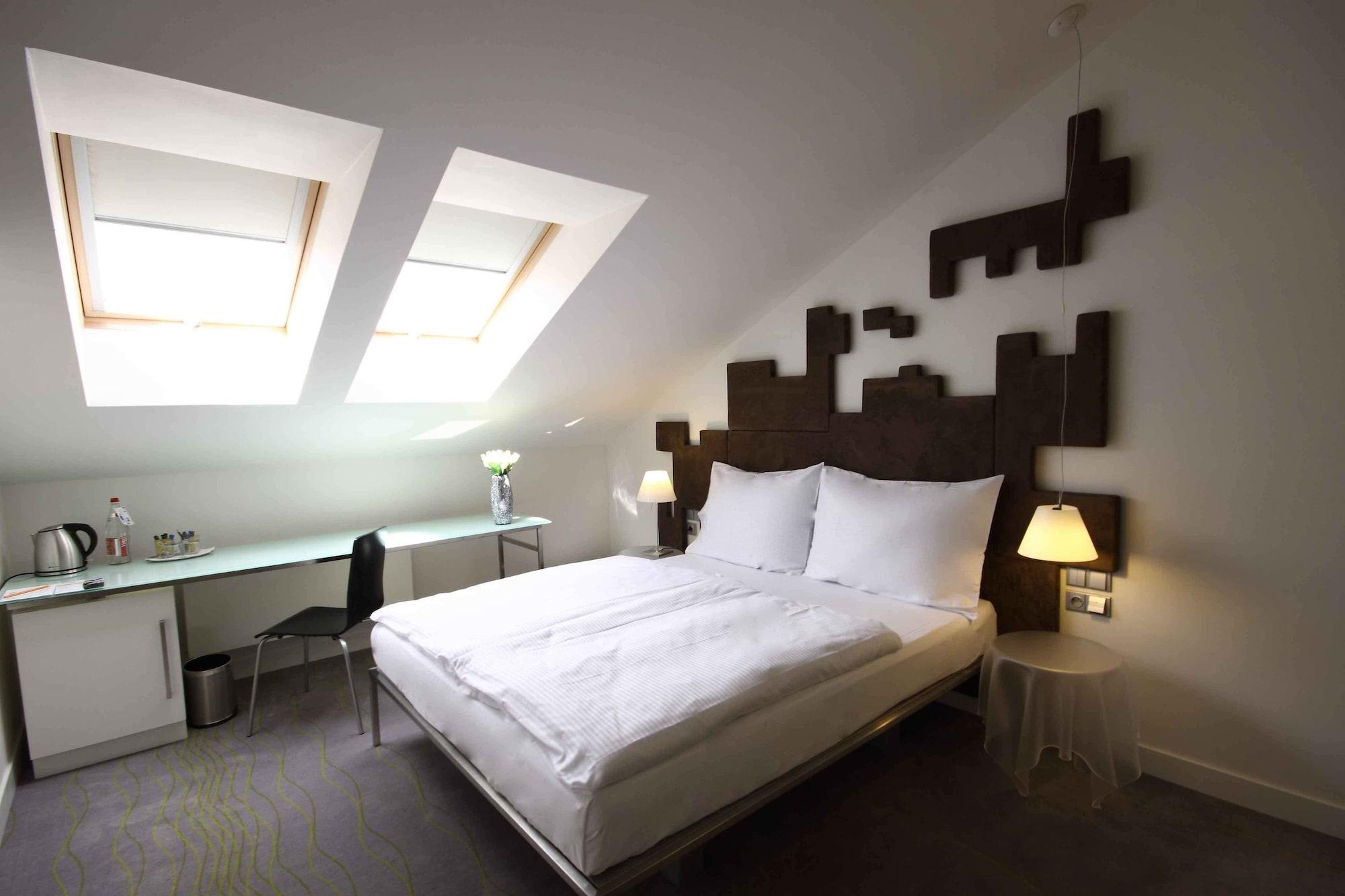Pure White Hotel Prague Luaran gambar