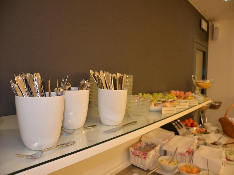 Pure White Hotel Prague Luaran gambar