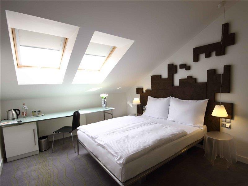 Pure White Hotel Prague Luaran gambar