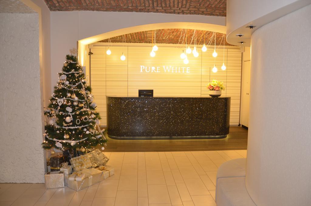 Pure White Hotel Prague Luaran gambar