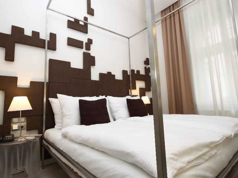 Pure White Hotel Prague Luaran gambar